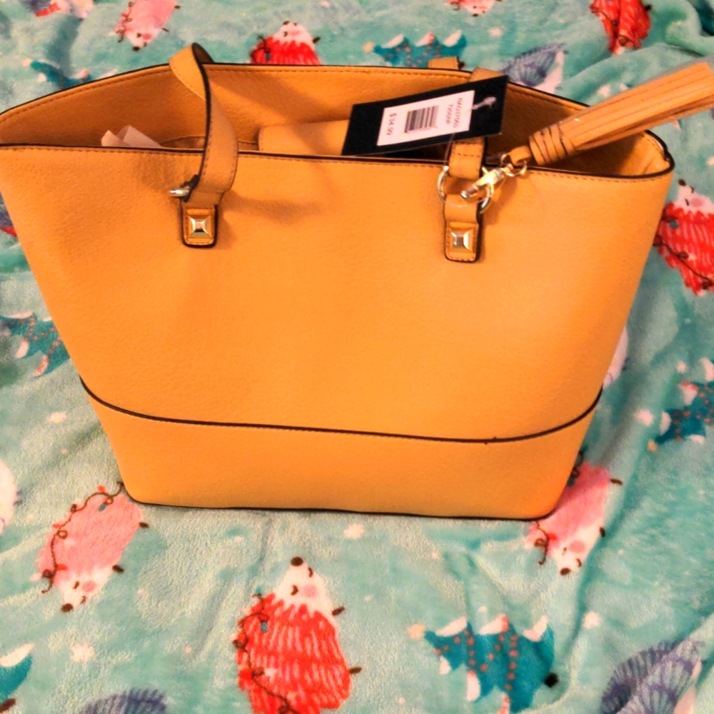 Bueno Yellow Shoulder Bag NWT